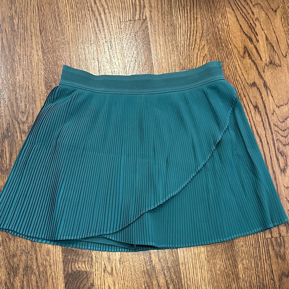 Green Pleated Wilson Tennis Skirt